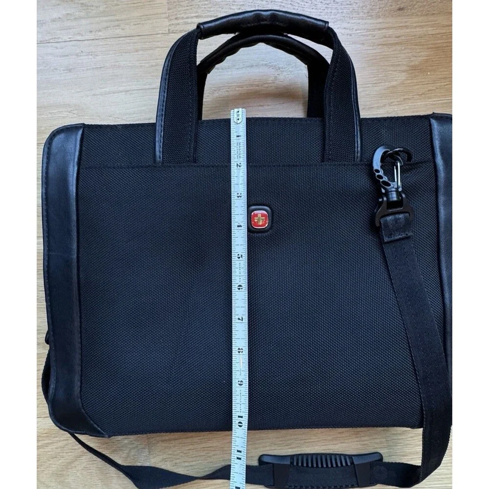 Swiss Gear Wenger Black Leather 15